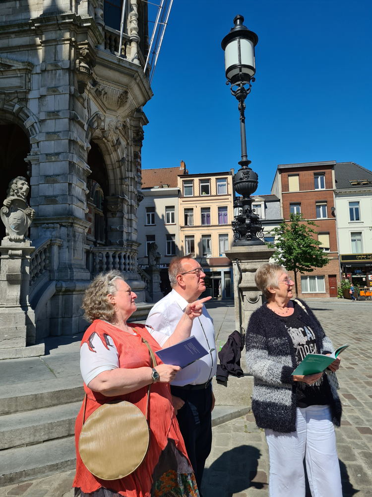Borgerhoutse senioren proberen wandelzoektocht uit