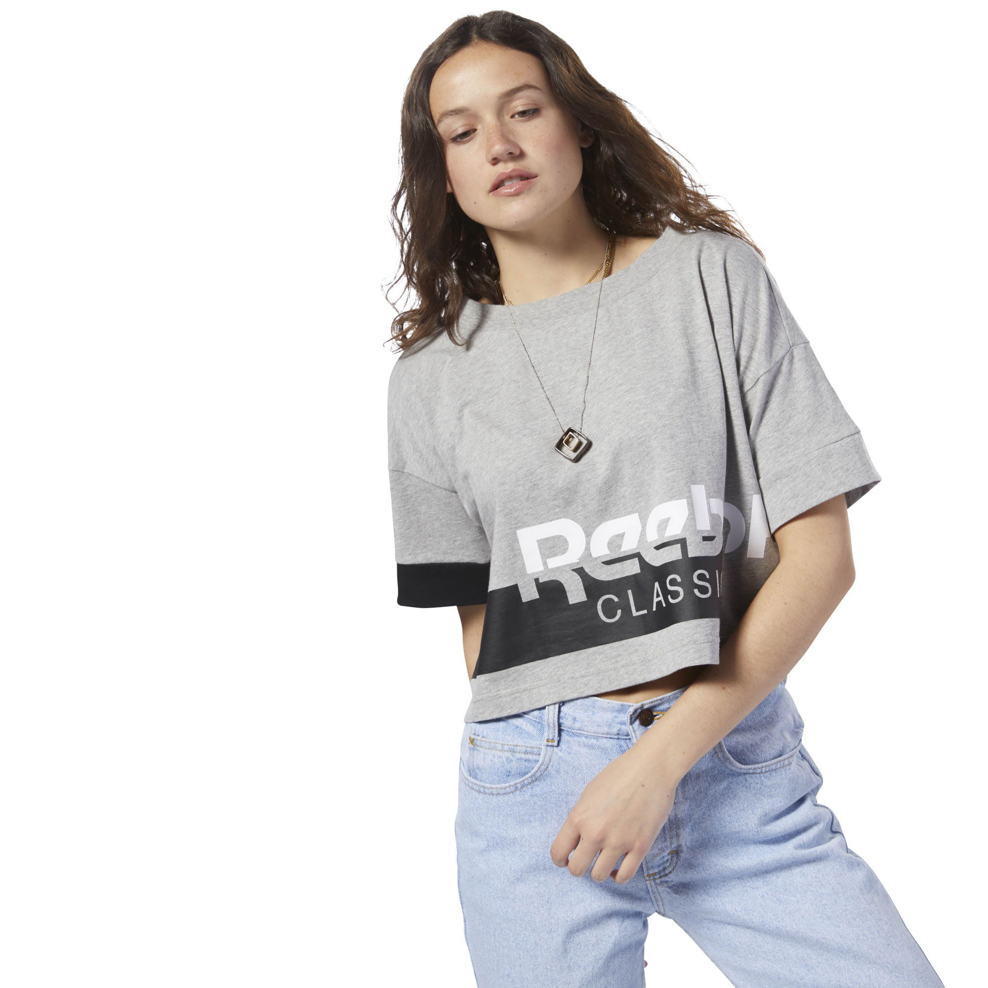 BLACK FRIDAY REEBOK: RENUEVA TU ARMARIO CON ESTILO DEPORTIVO Y CASUAL