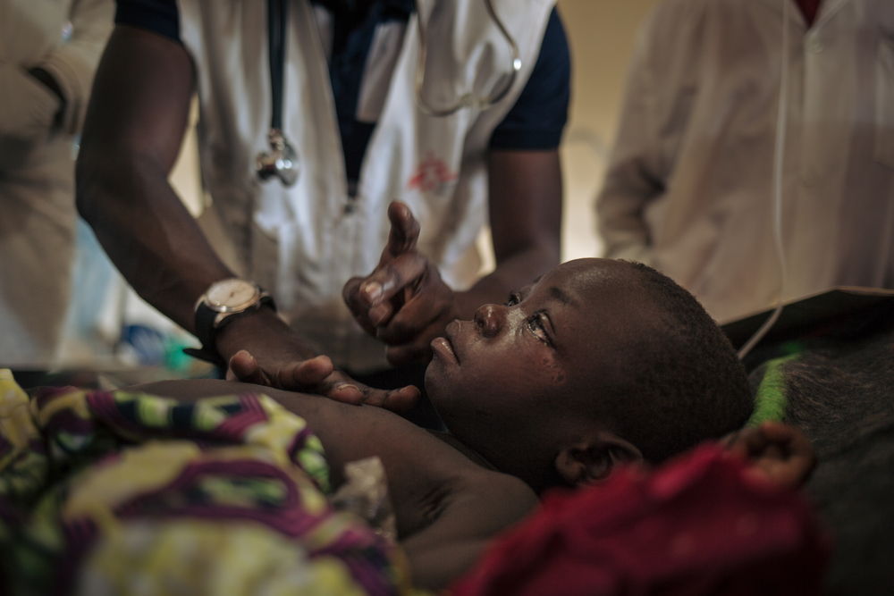 Moraku Tabhu, 3 ans et demi, souffre de la rougeole. Elle se trouve dans la province d'Ituri © Alexis Huguet