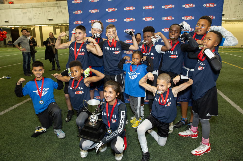 Flight School, équipe gagnante du tournoi de championnat de flag-football de la LCF/NFL à Edmonton. Crédit : LCF.ca
