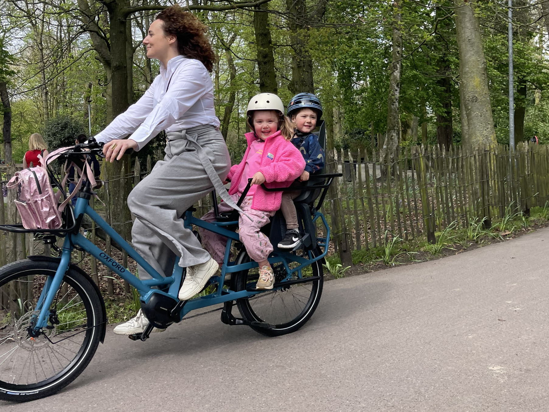 Persbericht Oxford Bikes: Elektrische longtail fietsen worden steeds populairder