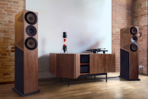 Architect Martin Hakiel Combines Love for Design and HiFi with Amphion Speakers