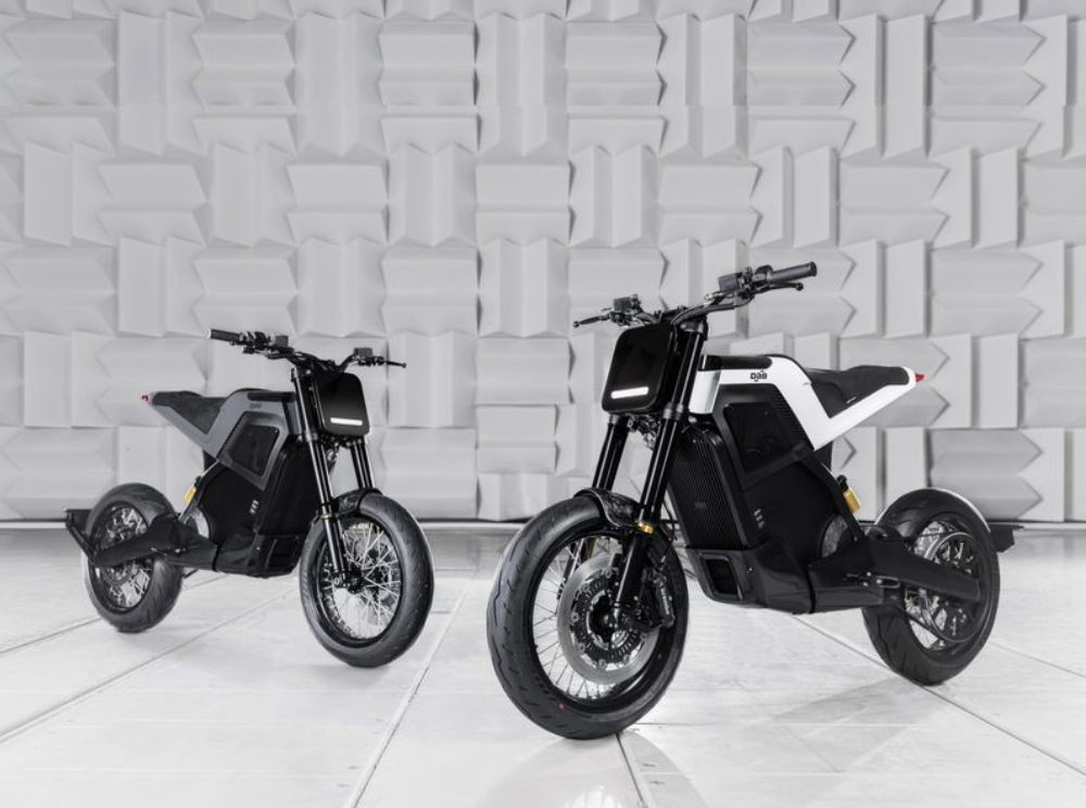 (Pictured above: The new DAB 1α Motorbike by DAB Motors in MGT-Grey and W-White, photographed by David Duchon Doris)