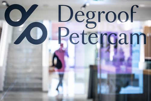 Conformément à l'évolution des exigences légales et réglementaires, la Banque Degroof Petercam Luxembourg a renforcé son cadre de conformité.