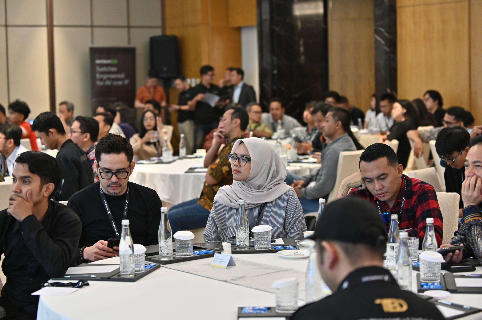 Lebih dari 100 profesional menghadiri acara hasil kolaborasi ​ antara Sennheiser dan Midwich