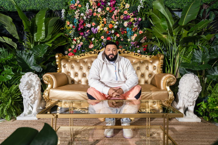 El legendario armario de sneakers de DJ Khaled en Airbnb
