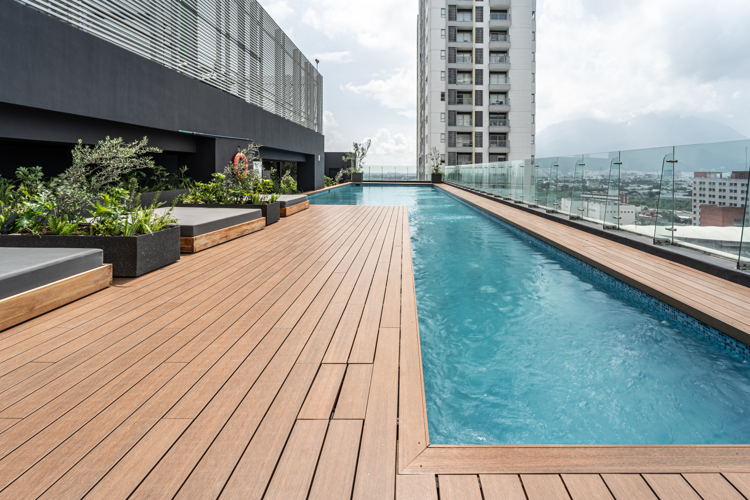 Grand Pool I Vitant Santa Lucía