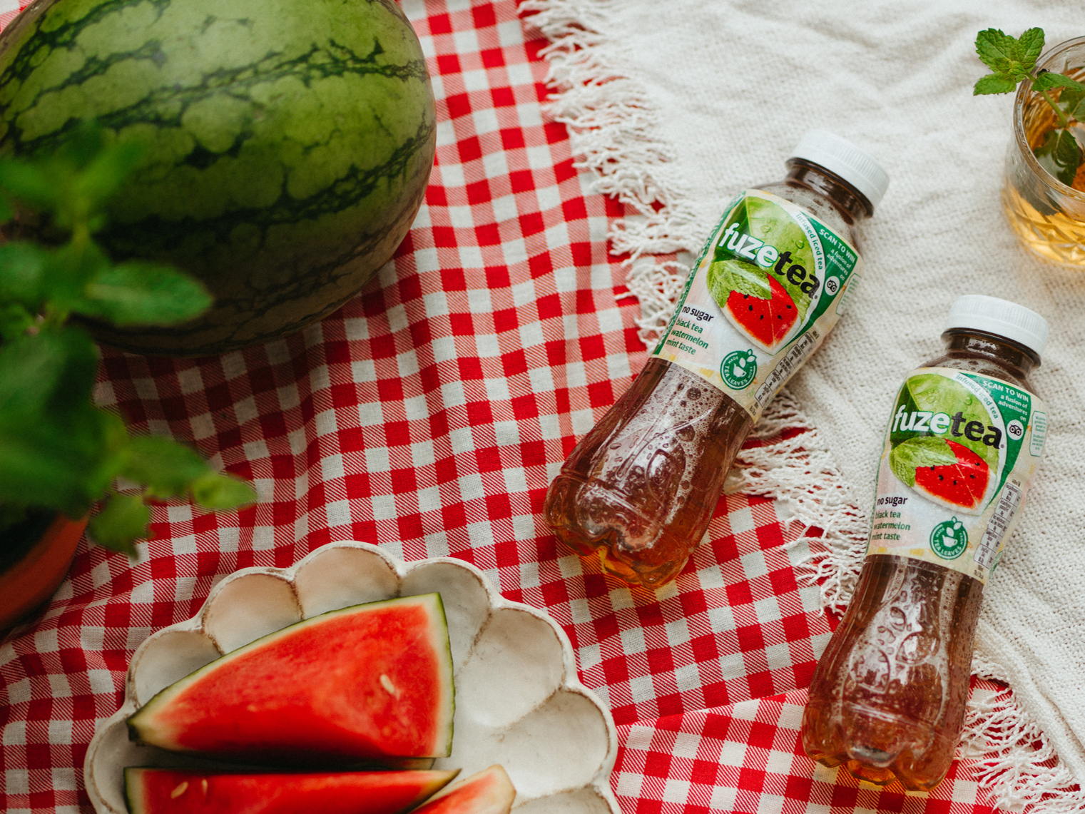 Savourez l'été dès maintenant avec Fuze Tea et ses deux nouvelles délicieuses variantes sans sucre 