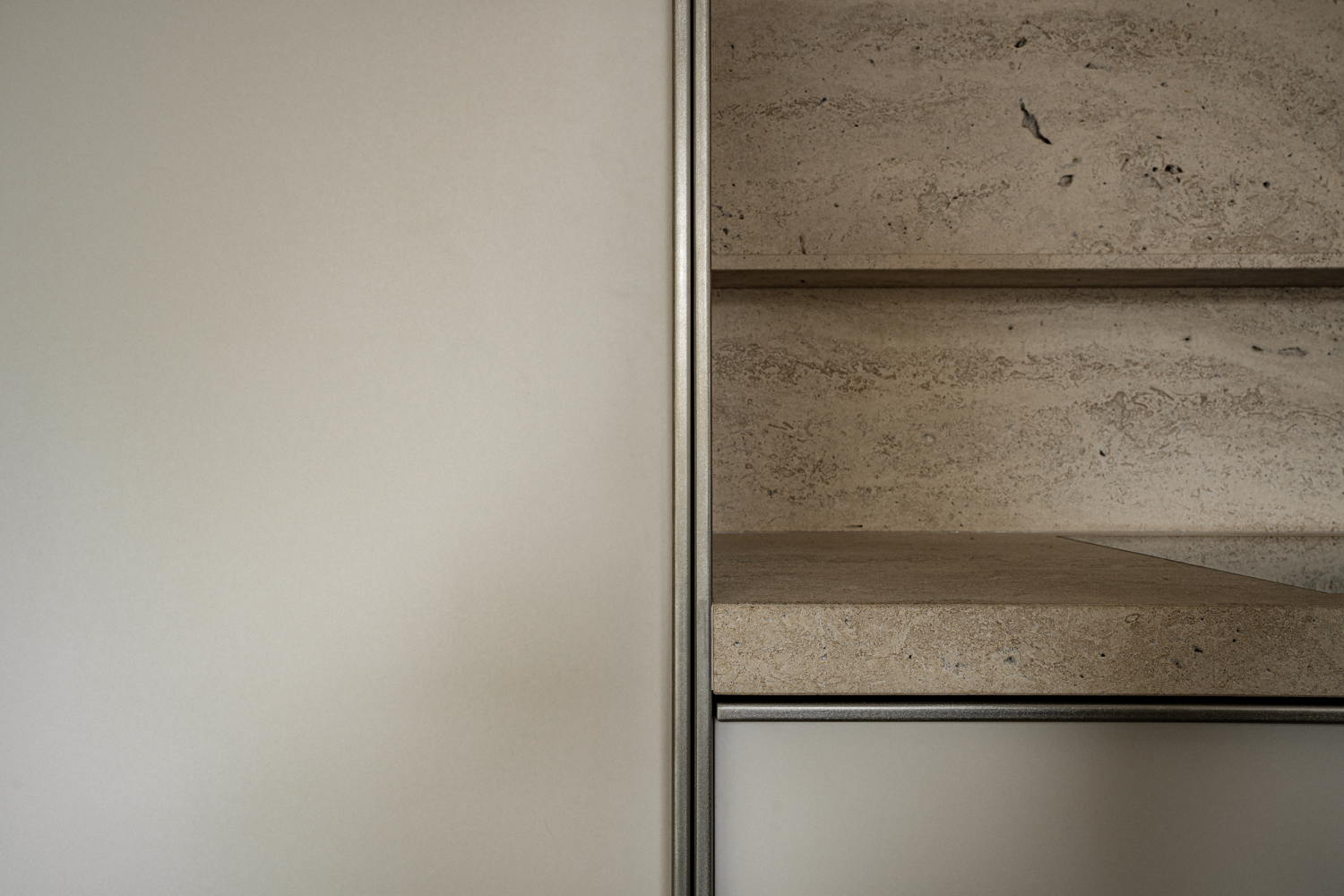 Silver Lining for Ovius by Bertrand Lejoly - photo by Pilar Shoots