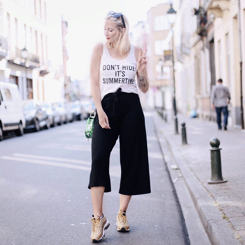 Vanessa Licata_Don't Hide ! It's Summertime