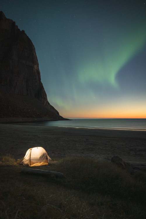 © Coordinotes - Kvalvika Beach