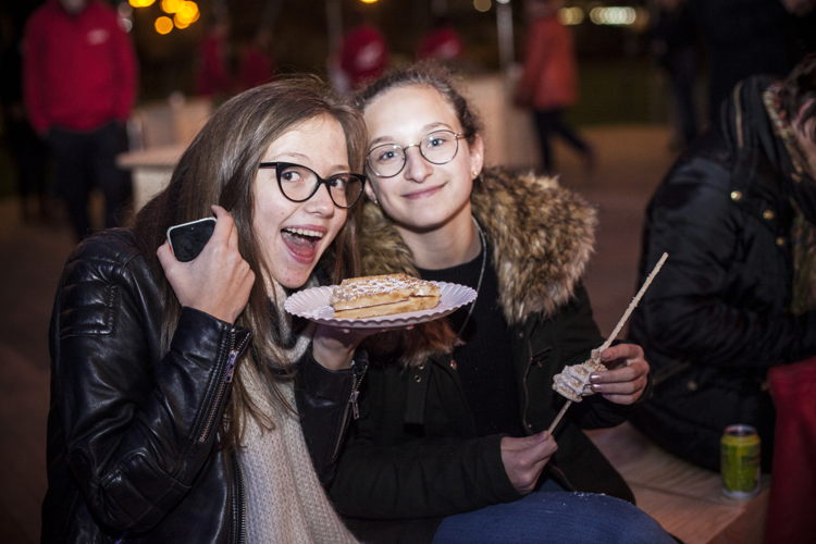 Thuis
(c) VRT