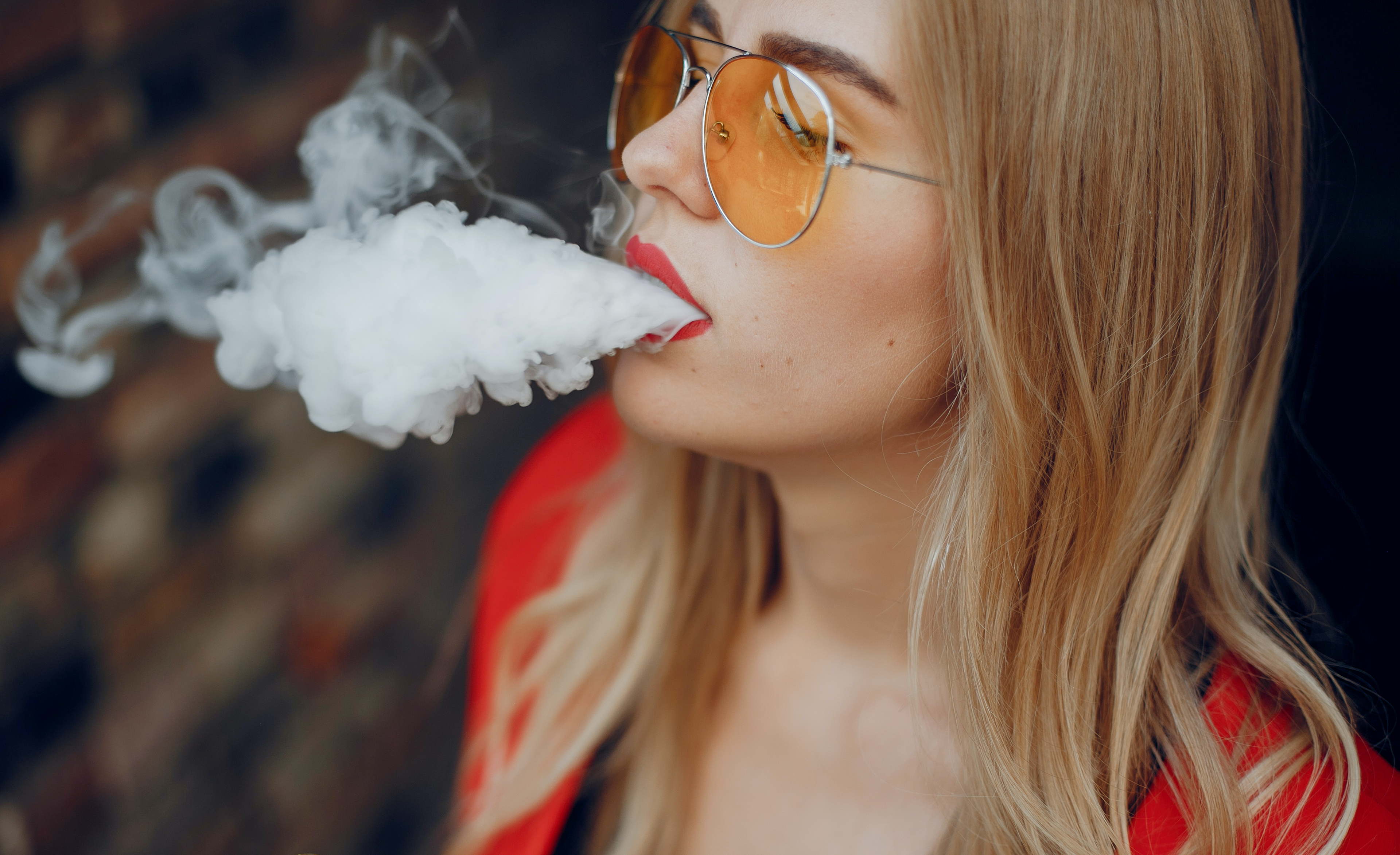¡No son iguales! Diferencias entre vaporizador, e-cigarette, y calentadores de tabaco