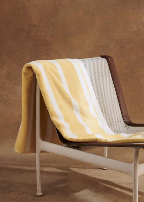 Octobre Editions - Serviette Capri Jaune Pastel Ecru - 45€