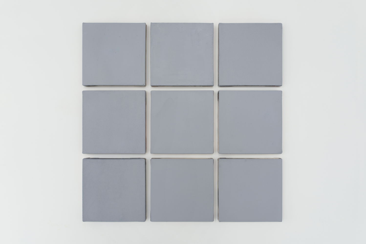 Olivier Mosset, Square Dance, 2021, Acrylic on canvas, 30,5 x 30 x cm (each) (photo credits Isabelle Arthuis)