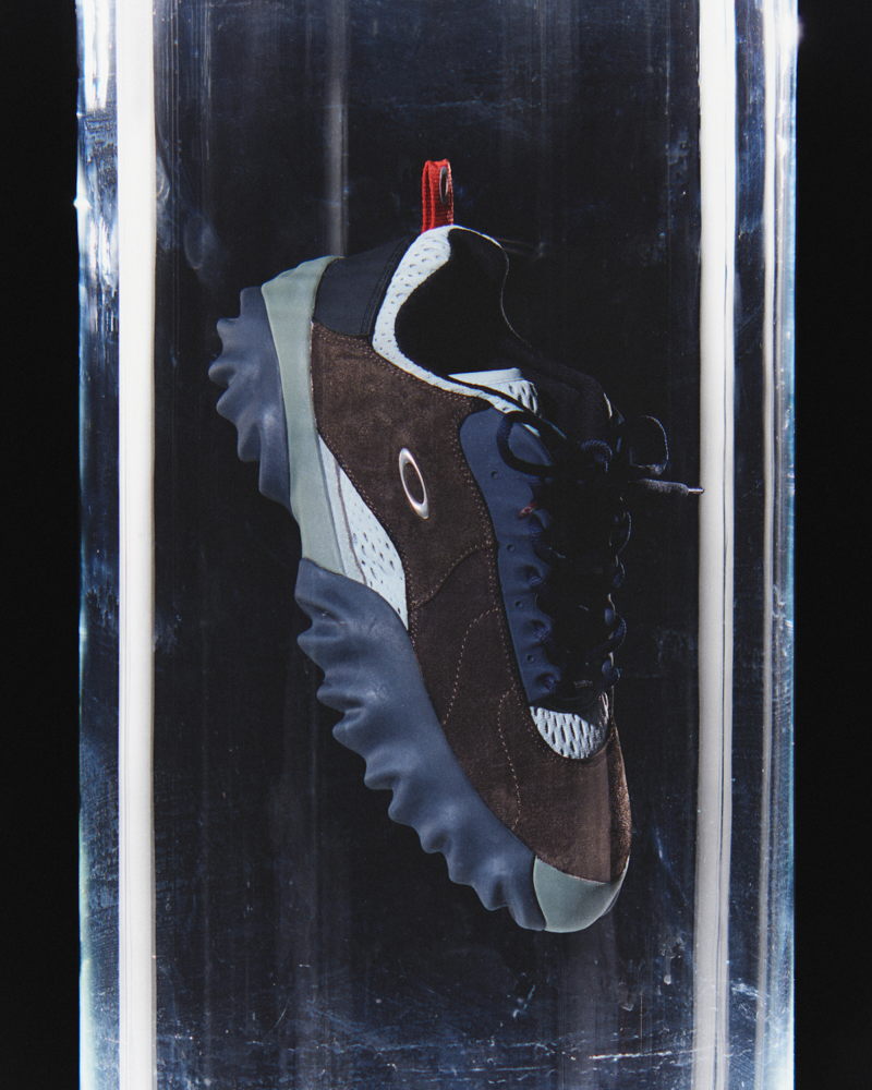 OAKLEY FACTORY TEAM x BRAIN DEAD COLLECTION (10)