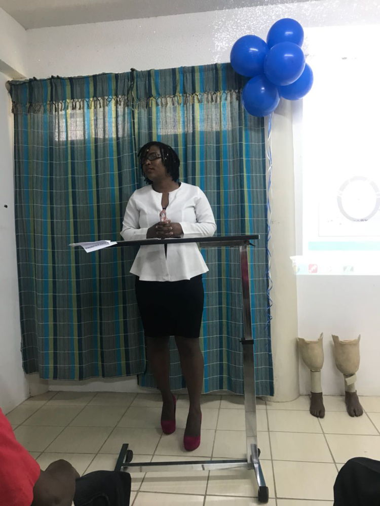 Participant of the workshop on the production of basic prosthetic limbs
