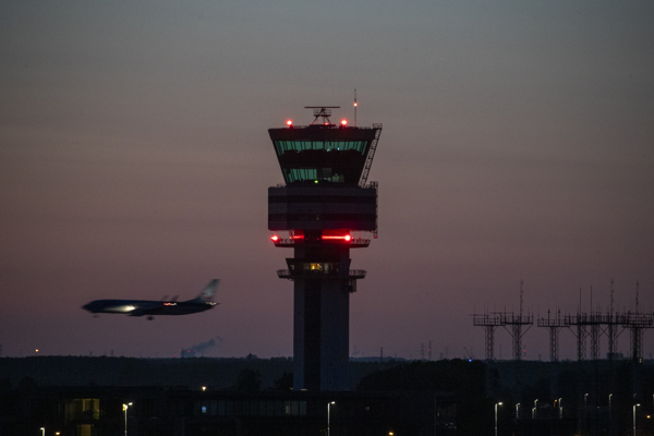 Brussels Environment minister appeals against Brussels Airport permit