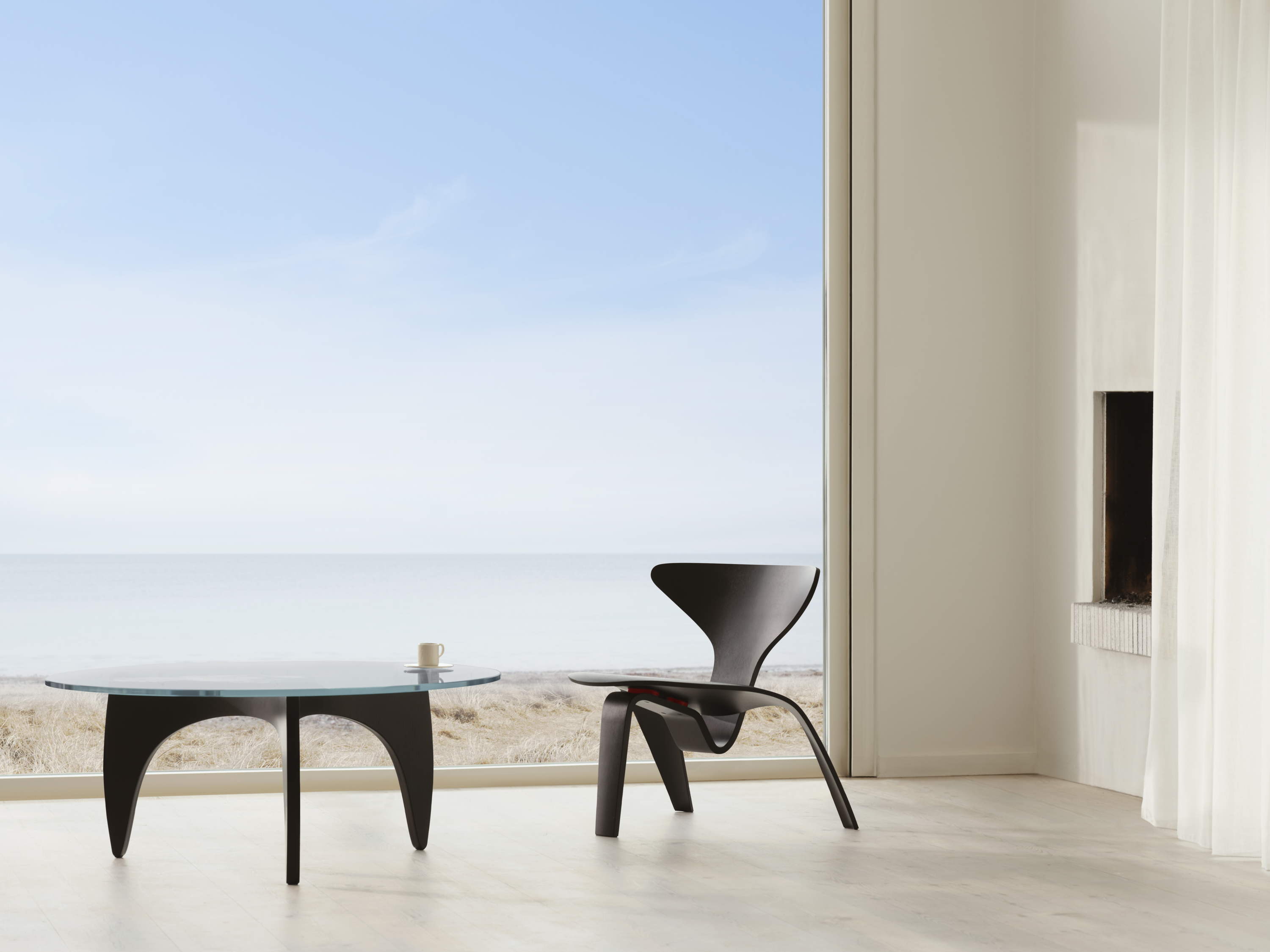 Fritz Hansen introduceert ter ere van zijn 150ste verjaardag de PK0 A™ stoel en PK60™ salontafel