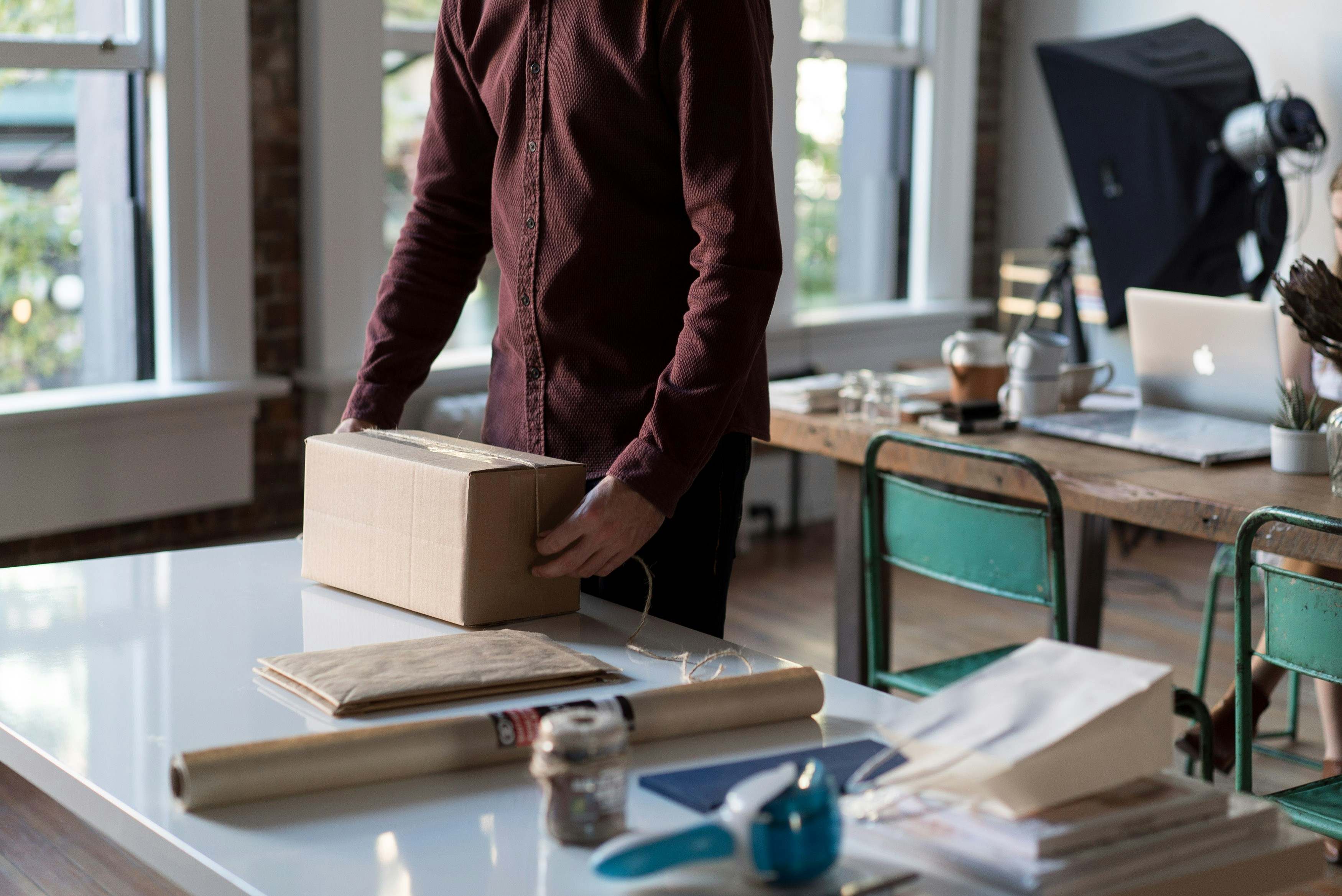 Día de las Pymes: ¿quién cuida los envíos mientras crecen su negocio? 