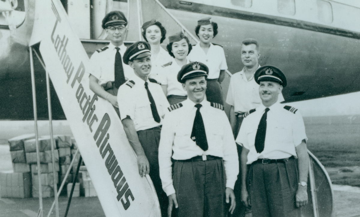 Flight crew at Paya Lebar Airport during the inaugural DC-6 service to Singapore, 1955. (Photo: Swire Archives)