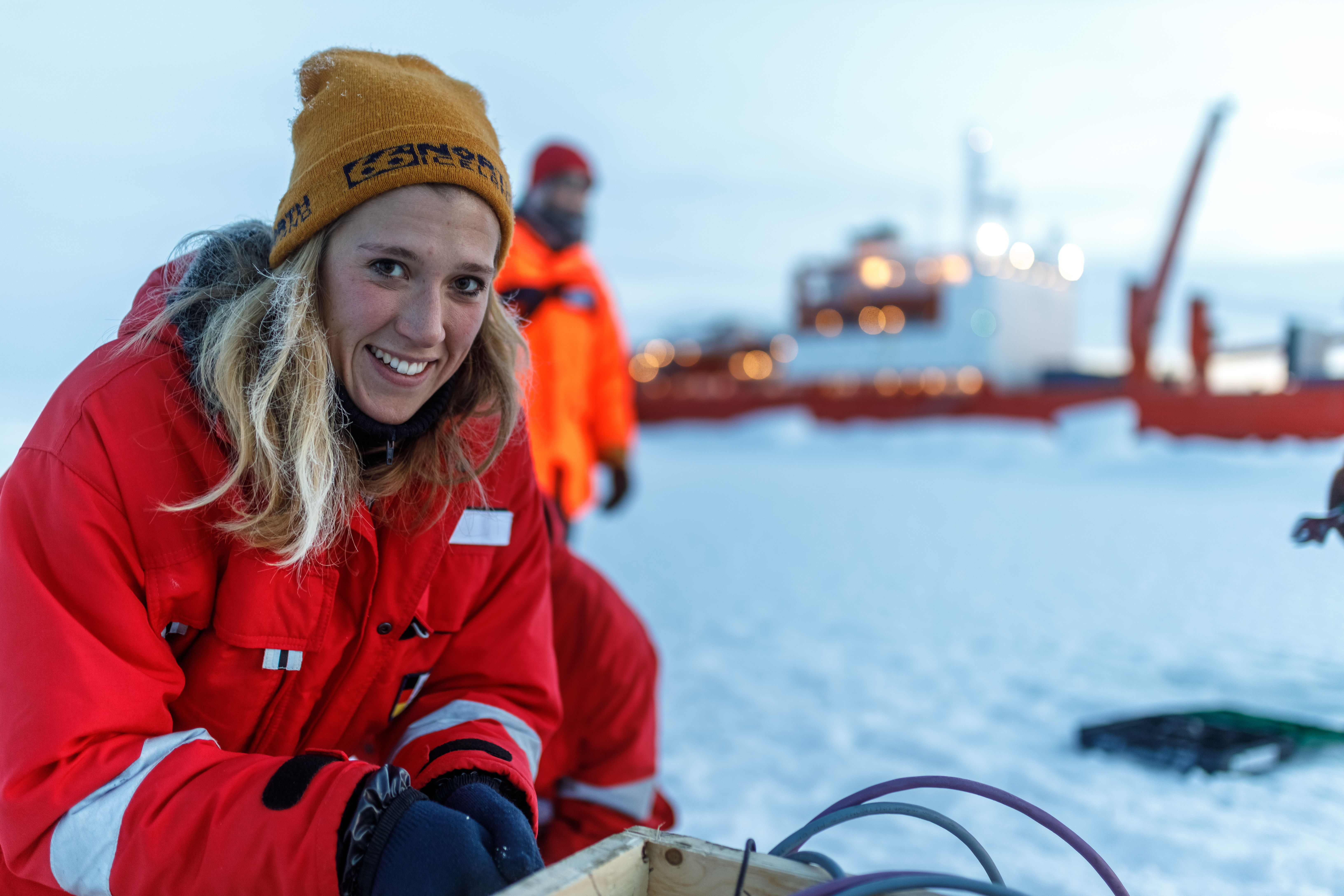 Friederike Krüger was on board the Akademik Federov to report on the climate research of the MOSAiC expedition
​
(© Mario Hoppmann)