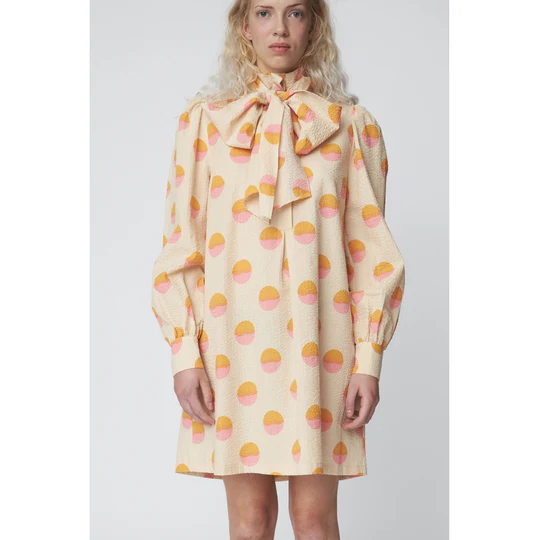 STELLA NOVA at SKM_220EUR