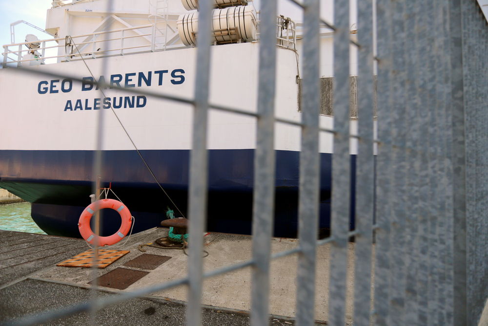 El Geo Barents retenido en el puerto italiano de Marina di Carrara. © Stefan Pejovic