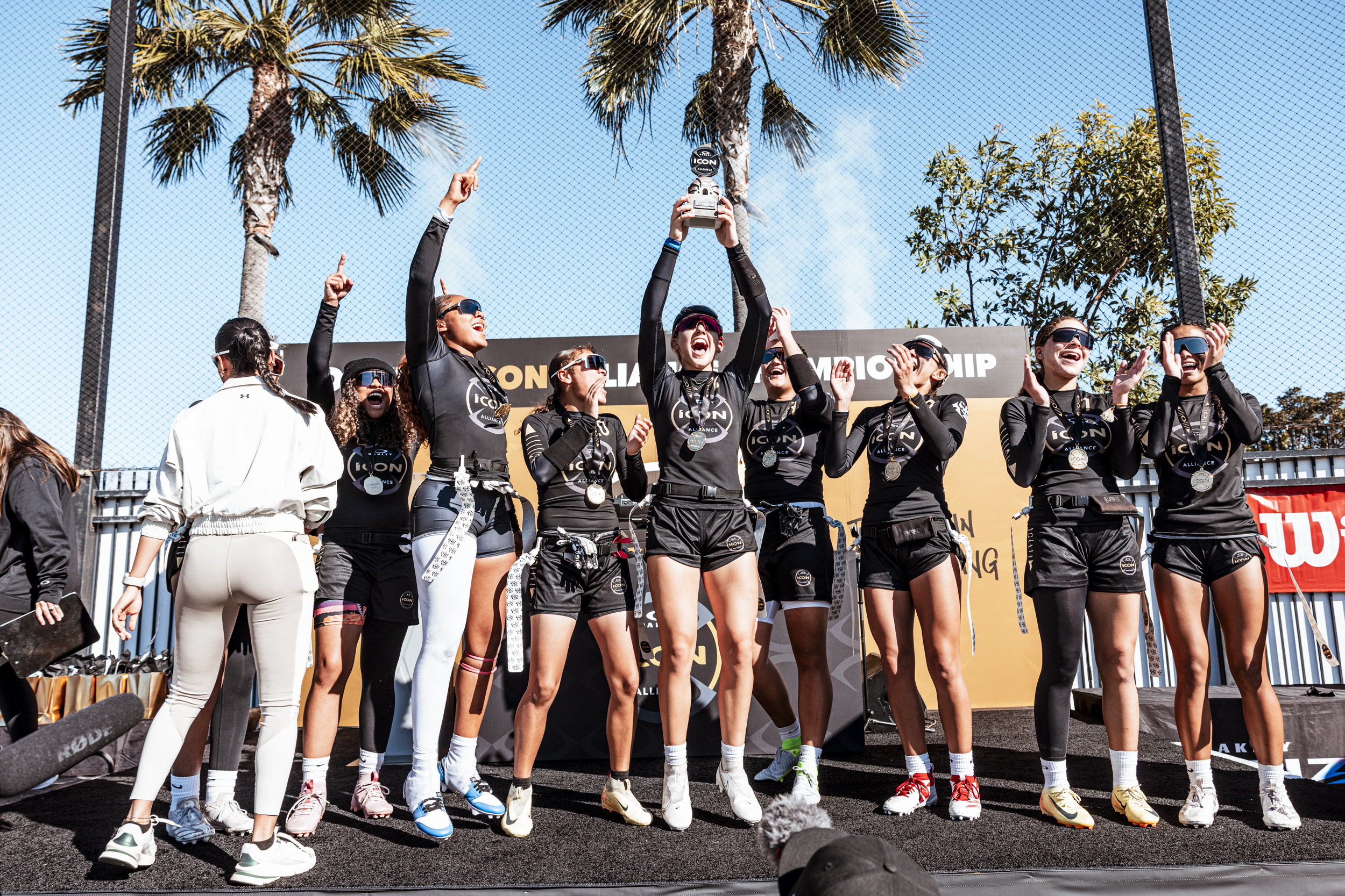 OAKLEY ICON ALLIANCE RETURNS: EMPOWERING THE NEXT GENERATION OF WOMEN IN SPORTS
