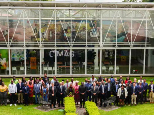Accompagnés de femmes rurales et de jeunes, les ministres de l'Agriculture de la Caraïbe orientale effectuent une visite historique au siège de l'IICA dans le but d'accélérer les transformations et de renforcer les communautés territoriales