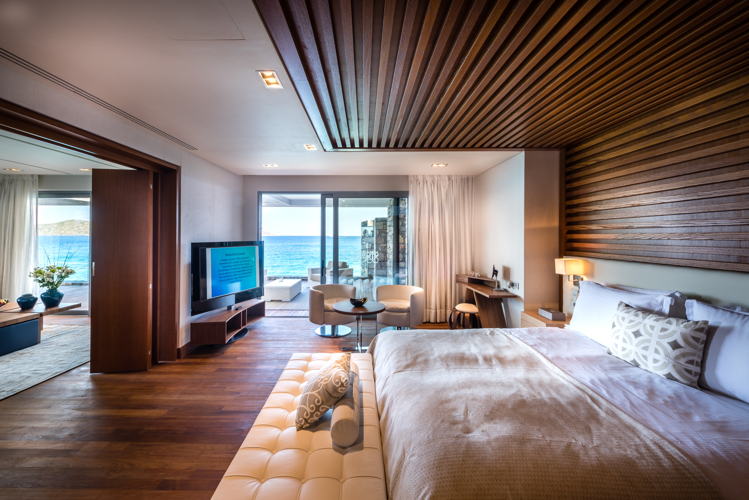 The Presidential Villas Waterfront with Private Heated Pool