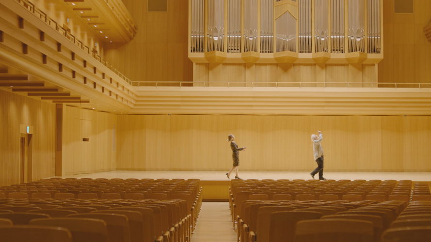 Wanderlust: Alicja Gescinska en Masaaki Suzuki - (c) VRT