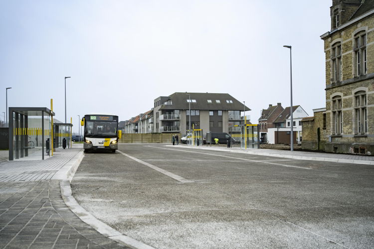 Veurne Busstation