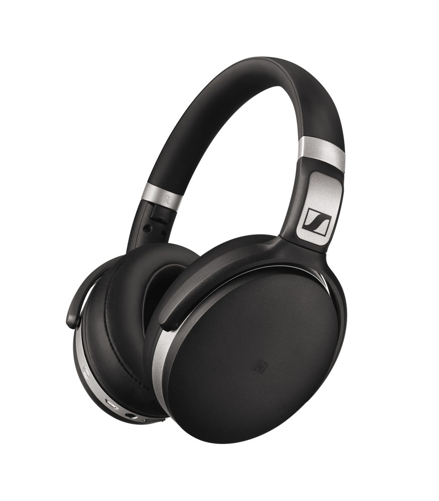 Avec sa technologie de réduction active du bruit NoiseGardTM de Sennheiser, le HD 4.50BTNC procure aux utilisateurs une expérience d’écoute immersive. Avec sa technologie de réduction active du bruit NoiseGardTM de Sennheiser, le HD 4.50BTNC procure aux utilisateurs une expérience d’écoute immersive.