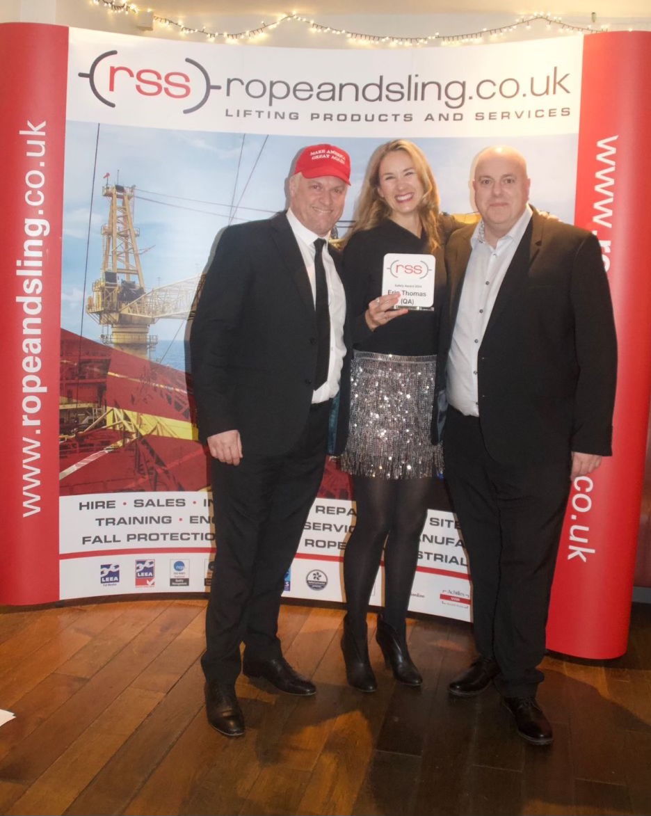 Erin Thomas, Safety winner, with Steve Hutin (left) and Alan Varney (right).