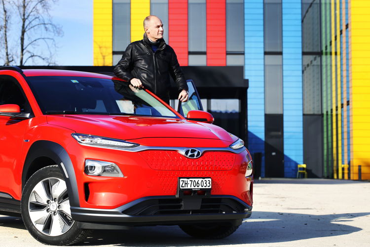 Bertrand Piccard & Hyundai KONA electric