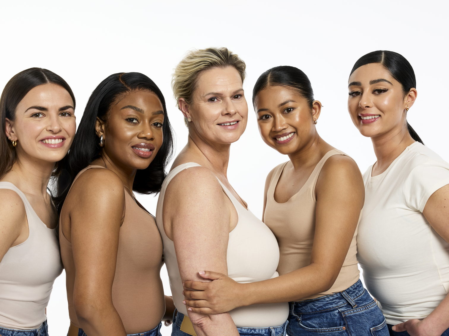 BE Creative Make Up lanceert hun nieuwste REAL SKIN SERUM FOUNDATION