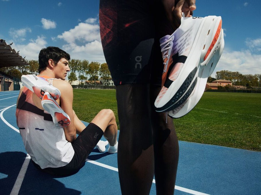 On lance la collection capsule Prism: une nouvelle ère d'excellence pour la compétition 