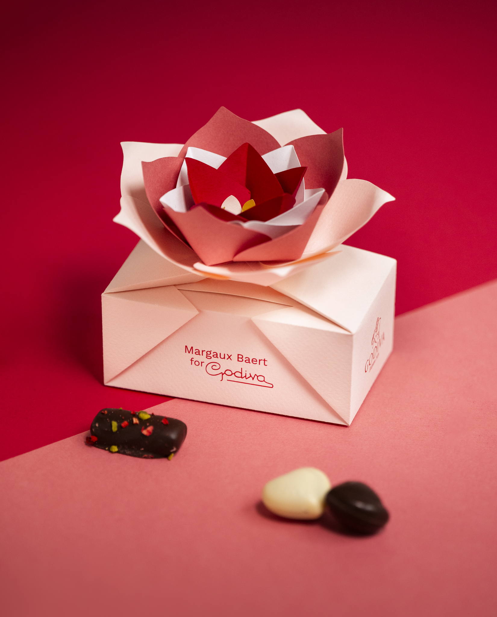 GODIVA et Margaux Baert célèbrent l'amour avec un ballotin spécial Saint-Valentin en édition limitée