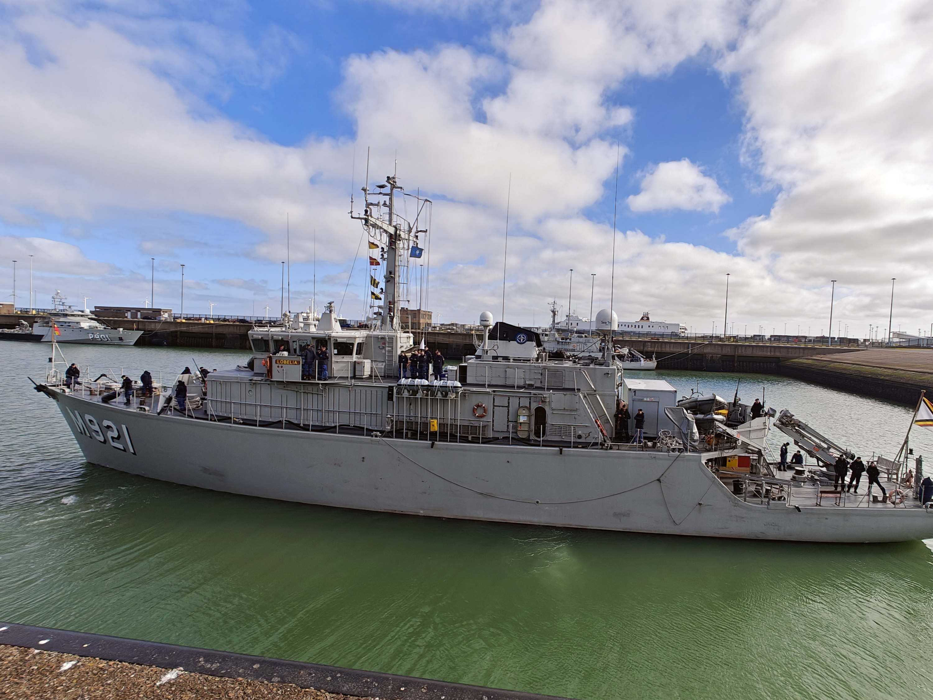 Belgium transfers four minehunters to Bulgaria 