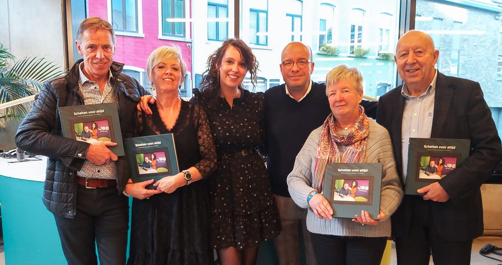 Sven en Anke met hun ouders ​ (Anny & André Ornelis en Ria & Kamiel Buckinx)