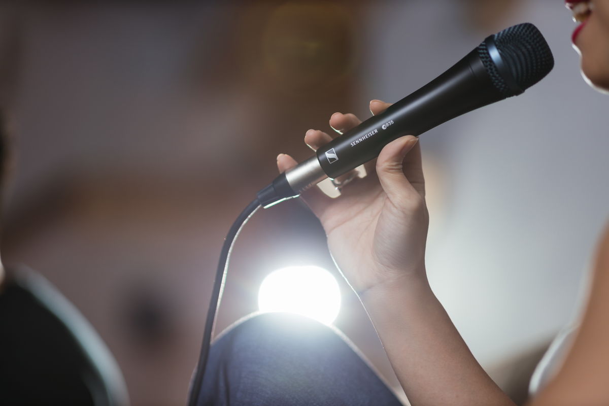 The dynamic e 935 and e 945 microphones help to make your voice stand out with impressive intensity