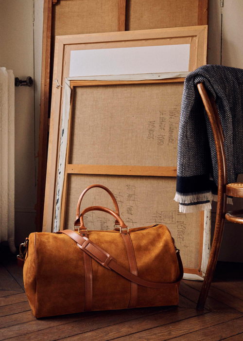 Octobre Editions - Sac Weekender Larkins Daim Camel - 295€