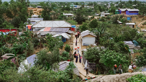 Seis años del éxodo: la falta de financiación internacional impacta en la salud de los rohingya