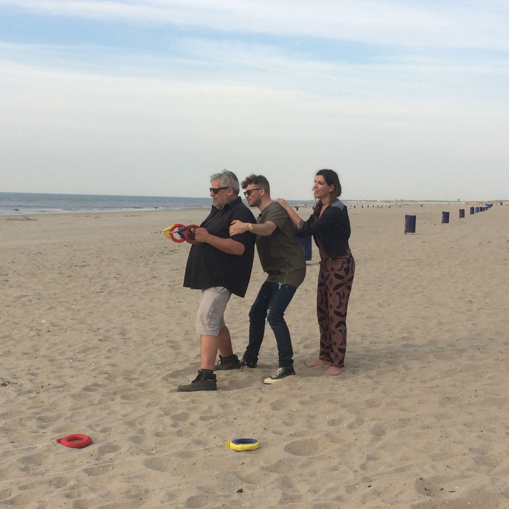Saartje Vandendriessche, Gers Pardoel en Kamal Kharmach in de Oranje boven special van Weg zijn wij (c) VRT