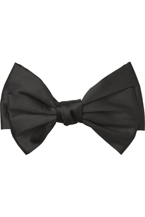 Juttu_FW23_Becksöndergaard_Acc BEC Satin Big Bow_JUTTU_€22 Juttu_FW23_Becksöndergaard_Acc BEC Satin Big Bow_JUTTU_€22