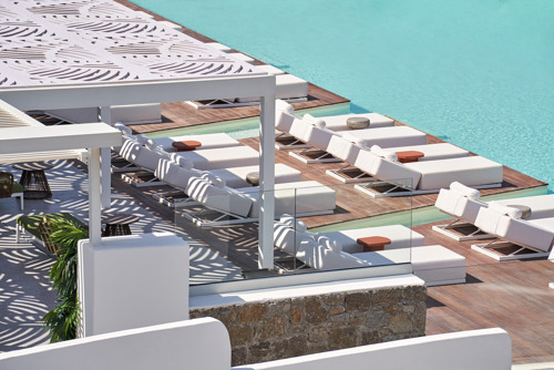 Why should you book your 2023 holiday to Kouros Mykonos now?